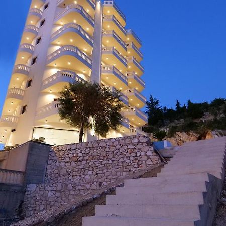 Sky Way Skk Luxury Apartments Саранде Екстериор снимка