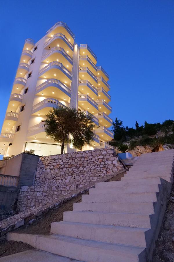 Sky Way Skk Luxury Apartments Саранде Екстериор снимка