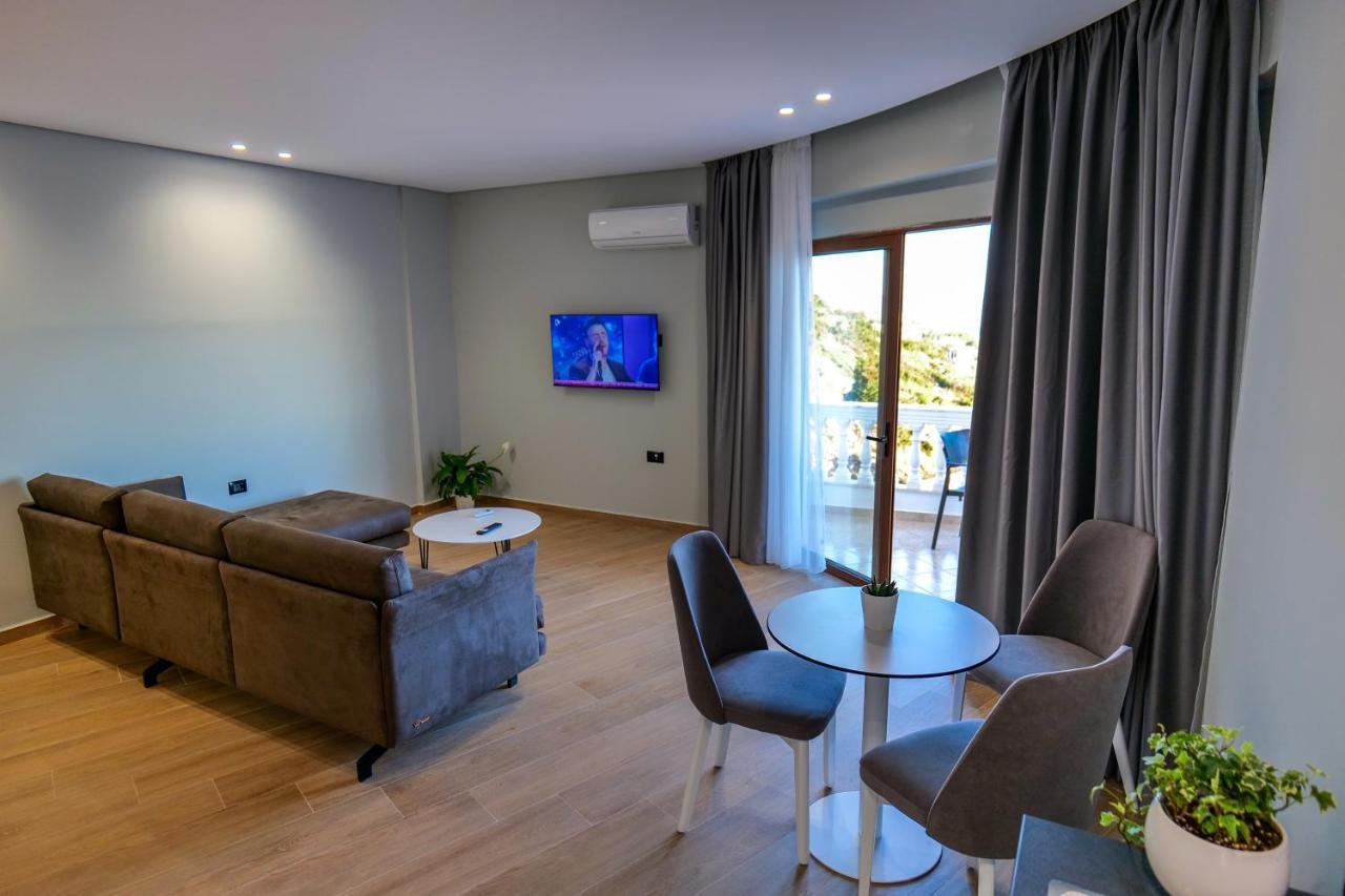 Sky Way Skk Luxury Apartments Саранде Екстериор снимка